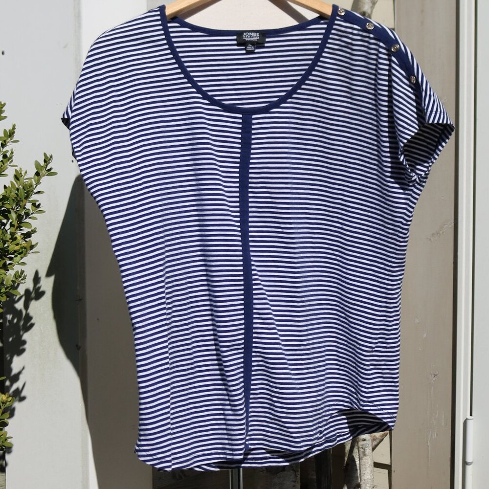 Jones New York Navy & White Striped Short Sleeve Top with Shoulder Buttons